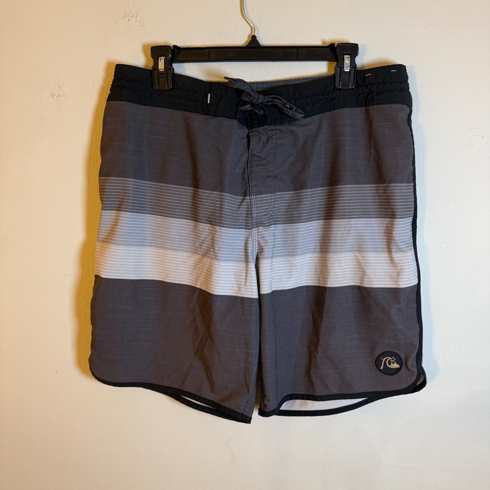 Quiksilver Mens Grey Striped Recycled Board Shorts Size 34 Swim Trunks